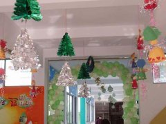 幼儿园圣诞节走廊环境布置