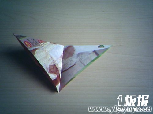 漂亮的折纸杯垫的折叠方法2